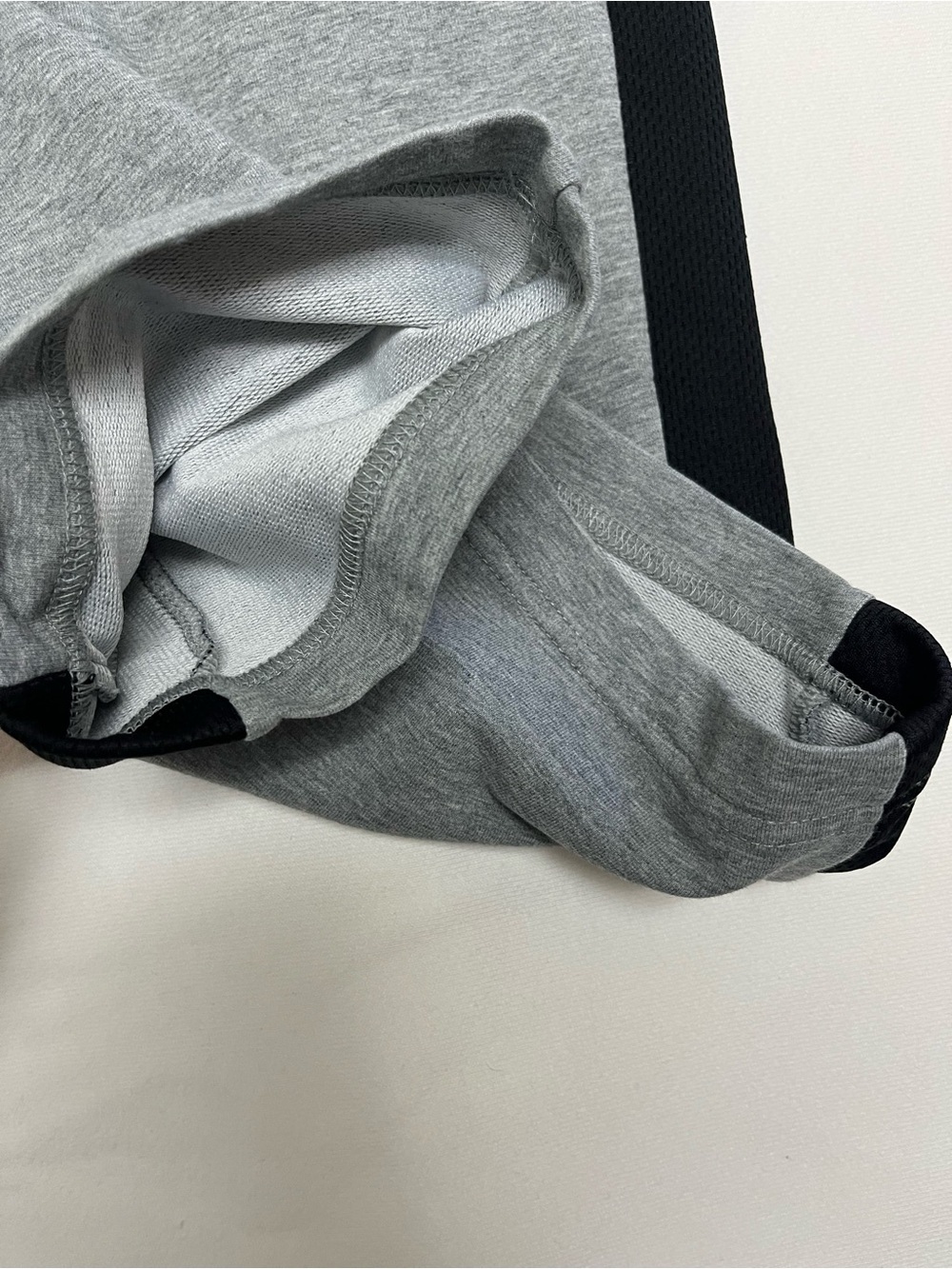 Puma Grey Joggers with Black Size Extra Large - Picture 9 of 9